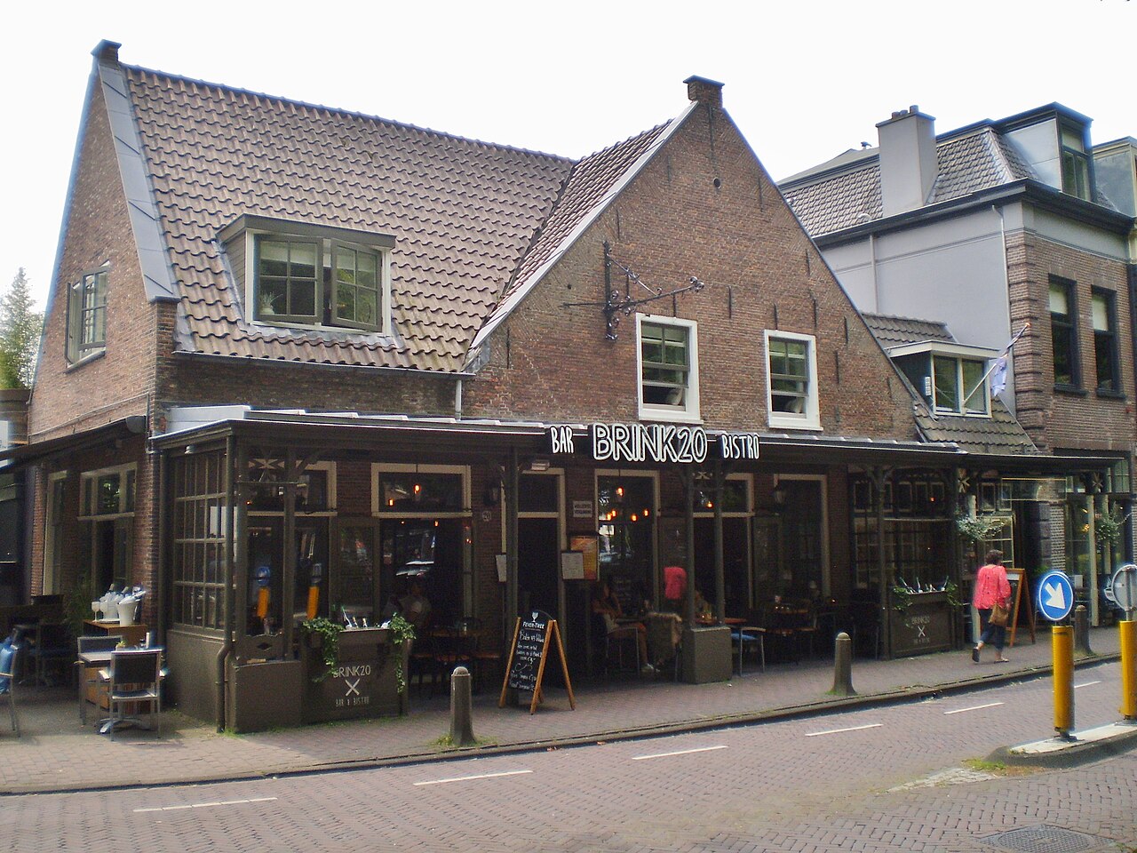 Monumentaal pand aan de Brink in Laren