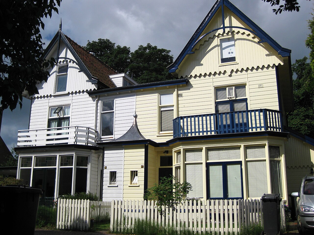 Villa aan de Sandtmannlaan in Naarden