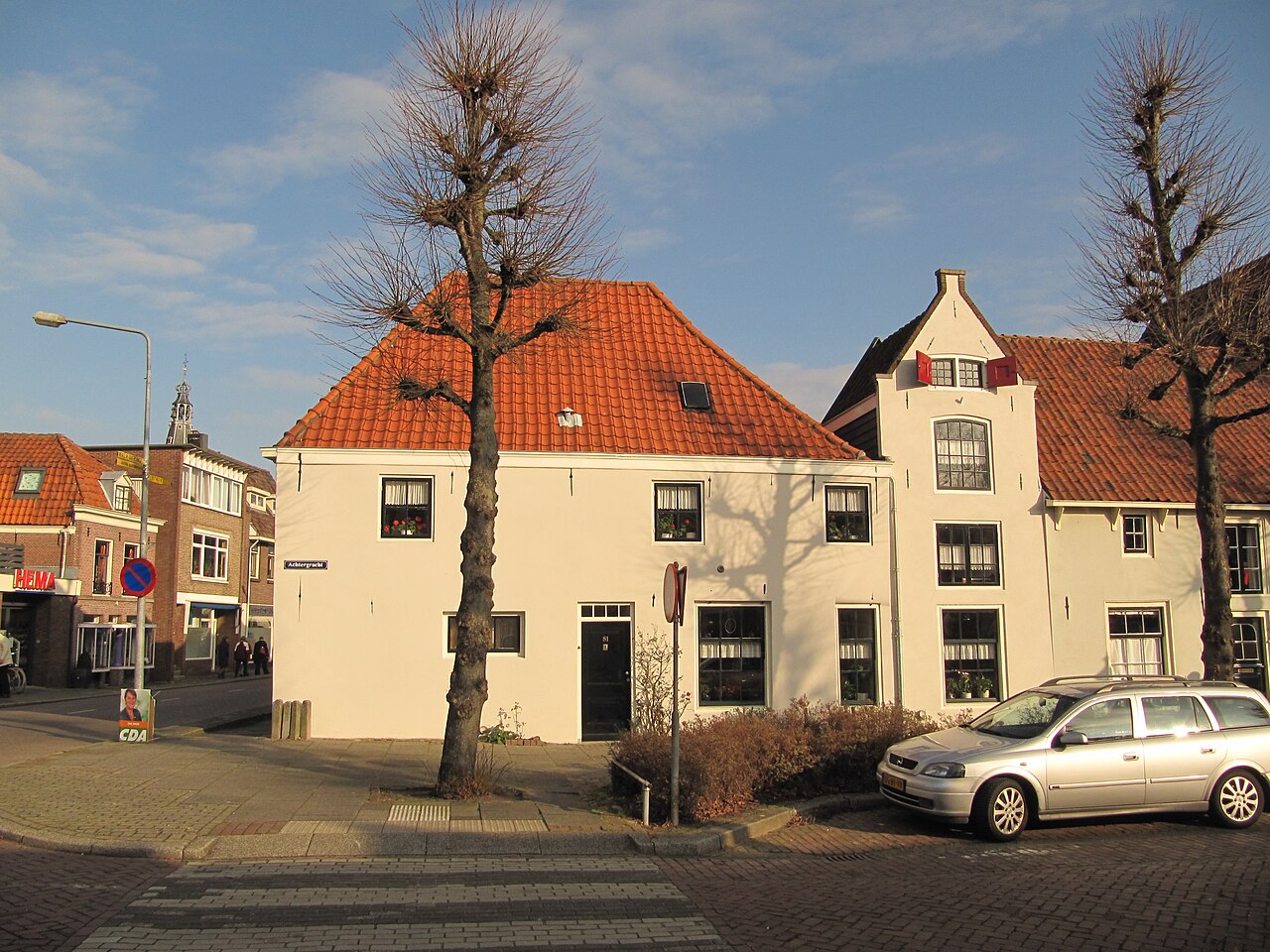 Woningen aan de Achtergracht in Weesp